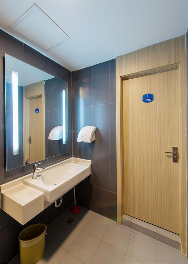 Hanting Hotel Shanghai Hongqiao National Exhibition Center Jidi Road エクステリア 写真