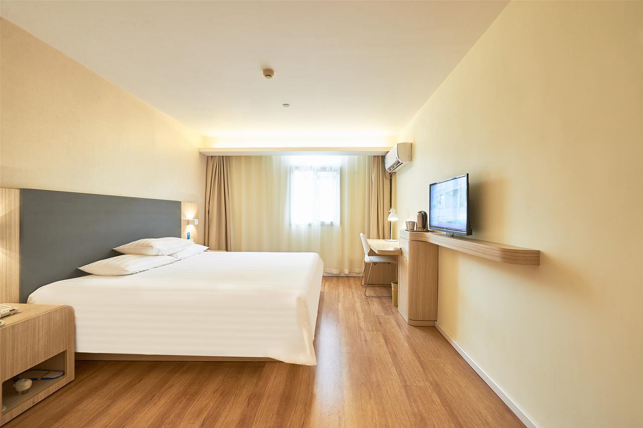 Hanting Hotel Shanghai Hongqiao National Exhibition Center Jidi Road エクステリア 写真